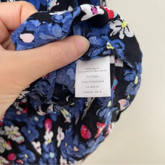 Talbots Petite Floral Long Sleeve Top - Picture 10 of 10